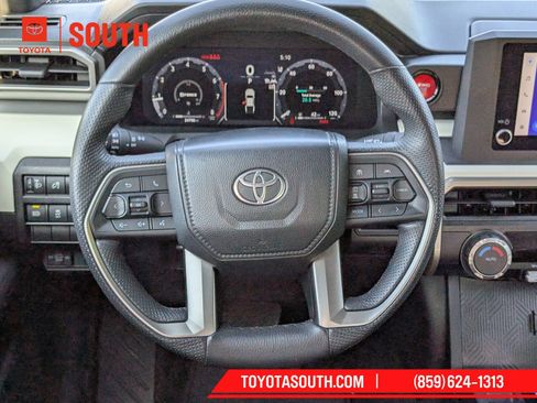 Used 2024 Toyota Tacoma TRD Off-Road AWD/4WD image 14