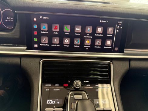 Used 2023 Porsche Panamera Platinum Edition RWD image 59