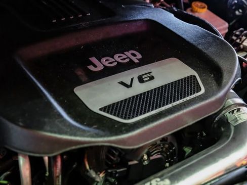 Used 2017 Jeep Wrangler Unlimited Sport image 49