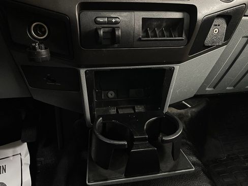 Used 2015 Ford F250 XL w/ Power Equipment Group image 35