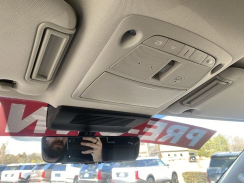 Used 2024 Nissan Armada Platinum w/ Cargo Package image 25