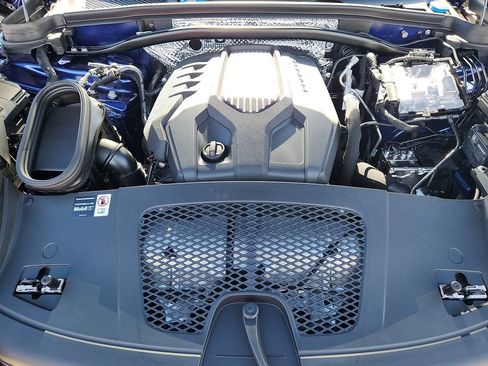 New 2026 Porsche Macan image 23