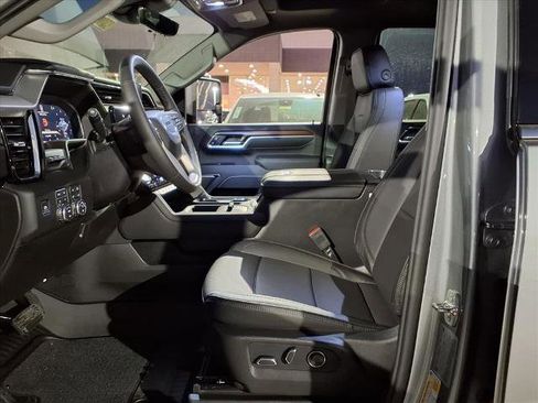 New 2026 GMC Sierra 2500 Denali w/ Denali Reserve Package image 19