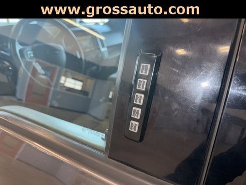 Used 2015 Ford F150 XLT w/ Equipment Group 302A Luxury image 16