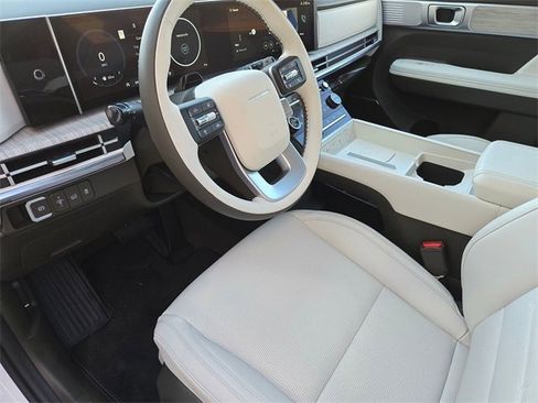 New 2025 Hyundai Santa Fe Calligraphy image 12