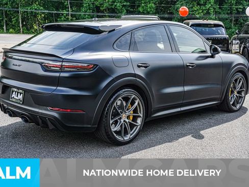 Used 2023 Porsche Cayenne Turbo GT AWD/4WD image 4