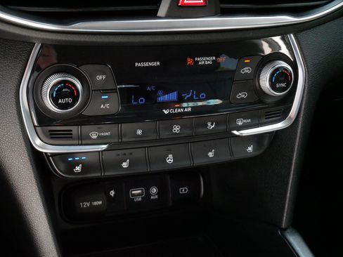 Used 2019 Hyundai Santa Fe AWD image 23
