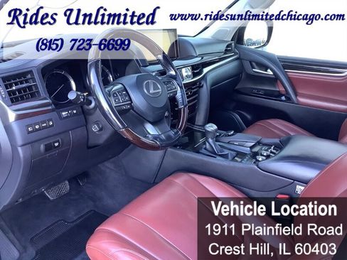 Used 2017 Lexus LX 570 4WD image 17