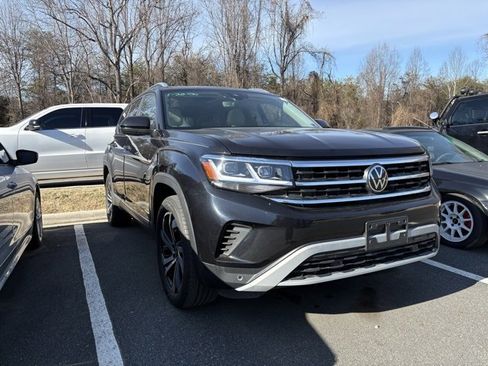 Used 2023 Volkswagen Atlas SEL image 1