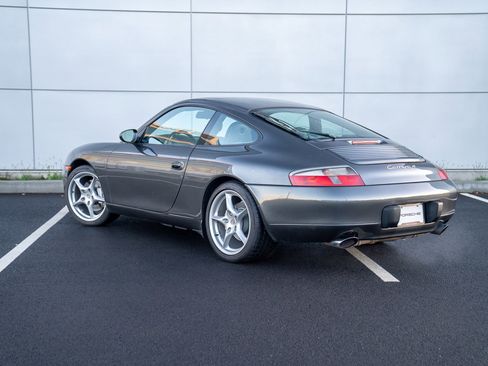 Used 2001 Porsche 911 GT3 RS image 3