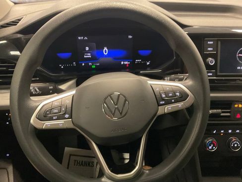 Used 2022 Volkswagen Taos S AWD/4WD image 18