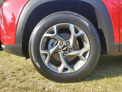 New 2026 Chevrolet Trax LT image 6