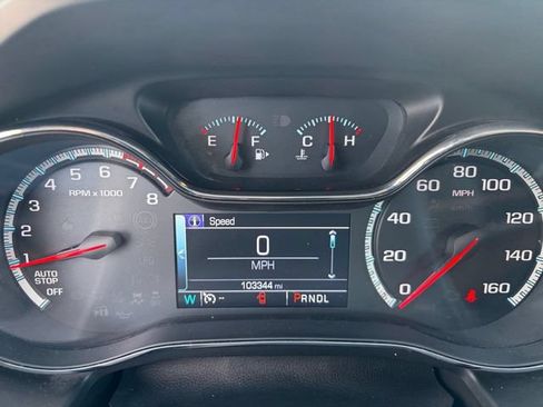 Used 2017 Chevrolet Cruze LT w/ Sun And Sound Package FWD image 10