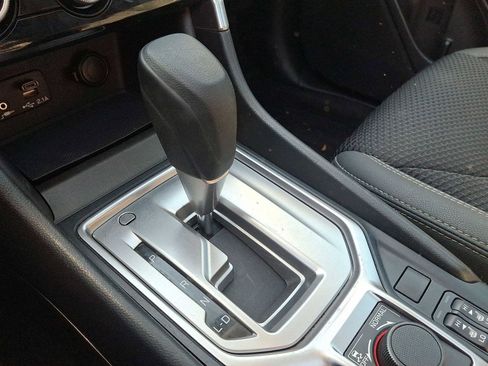 Used 2020 Subaru Forester Premium image 12