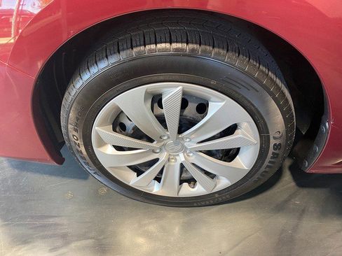 Used 2019 Subaru Impreza 2.0i w/ Eyesight image 9