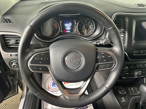 Used 2021 Jeep Cherokee Latitude Lux image 18