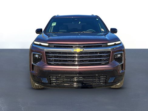 New 2026 Chevrolet Traverse High Country image 2