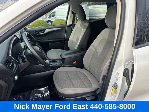 Used 2022 Ford Escape SE w/ Cold Weather Package image 20