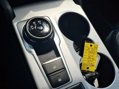 Used 2022 Ford Bronco Sport Outer Banks w/ Tech Package AWD/4WD image 9