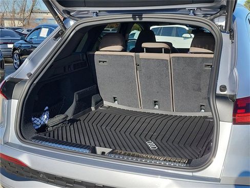 New 2025 Audi Q5 Premium Plus image 28