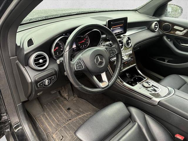 Used 2017 Mercedes-Benz GLC 300 4MATIC image 10