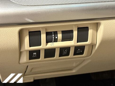 Used 2019 Subaru Outback 2.5i Premium w/ Popular Package #2 image 9