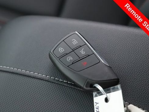 Used 2026 Chevrolet Traverse Z71 AWD/4WD image 3