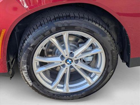 Used 2025 BMW X3 xDrive30i w/ Premium Package image 9