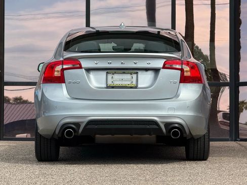 Used 2017 Volvo S60 T5 Dynamic w/ Vision Package image 11