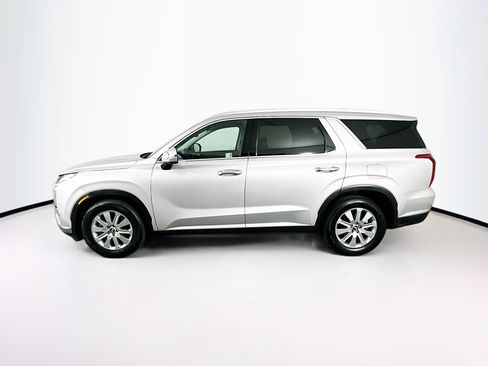 Used 2025 Hyundai Palisade SEL FWD image 4