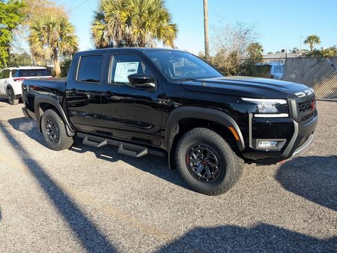 New 2026 Nissan Frontier PRO-4X w/ Tow Package AWD/4WD image 2