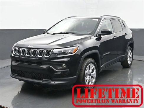 New 2025 Jeep Compass Latitude w/ Sun & Sound Group image 1