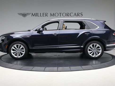 Used 2024 Bentley Bentayga Extended Wheelbase AWD/4WD image 2