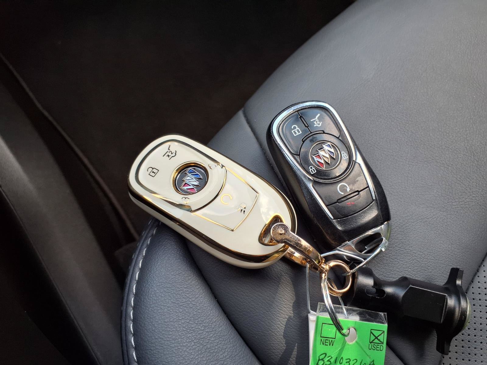 Used 2024 Buick Enclave Essence FWD image 14