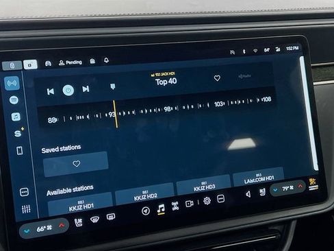 Used 2025 Rivian R1S Adventure image 14