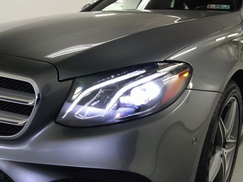 Used 2018 Mercedes-Benz E 400 E 400 image 9