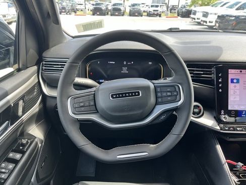 New 2025 Jeep Wagoneer 4WD w/ Convenience Group I image 8