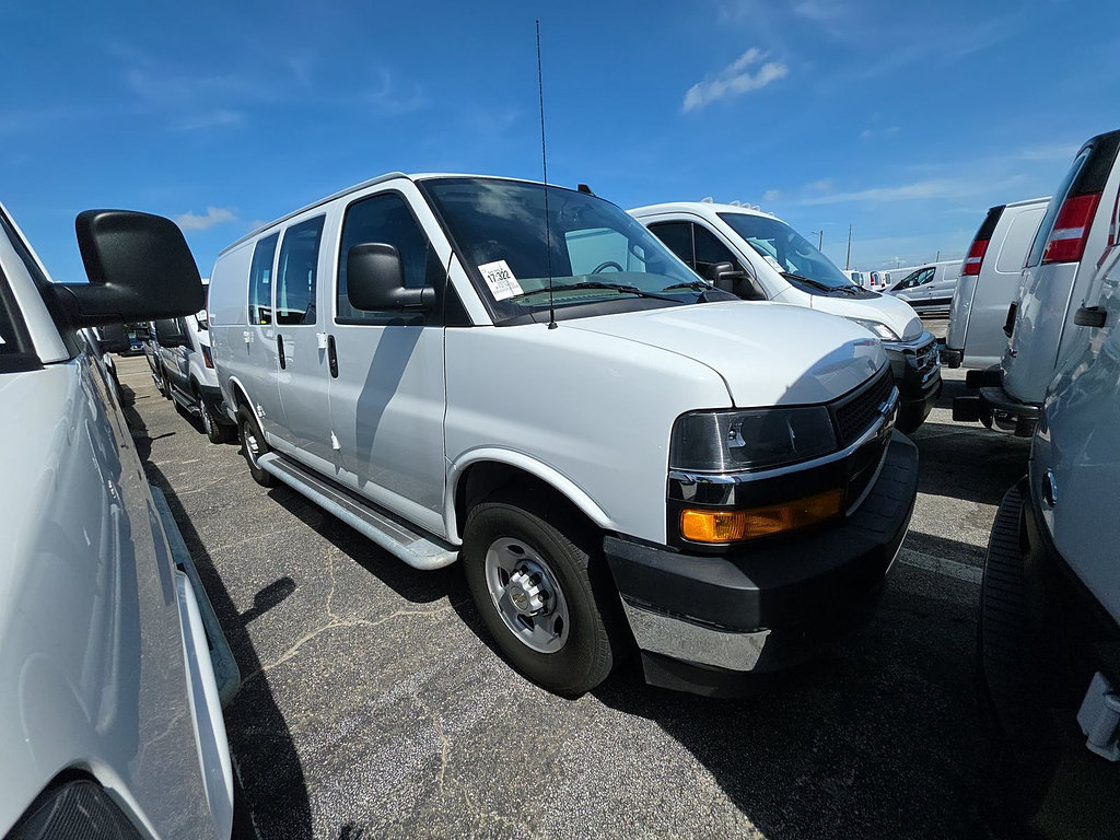 Used 2025 Chevrolet Express 2500 w/ Driver Convenience Package RWD image 2