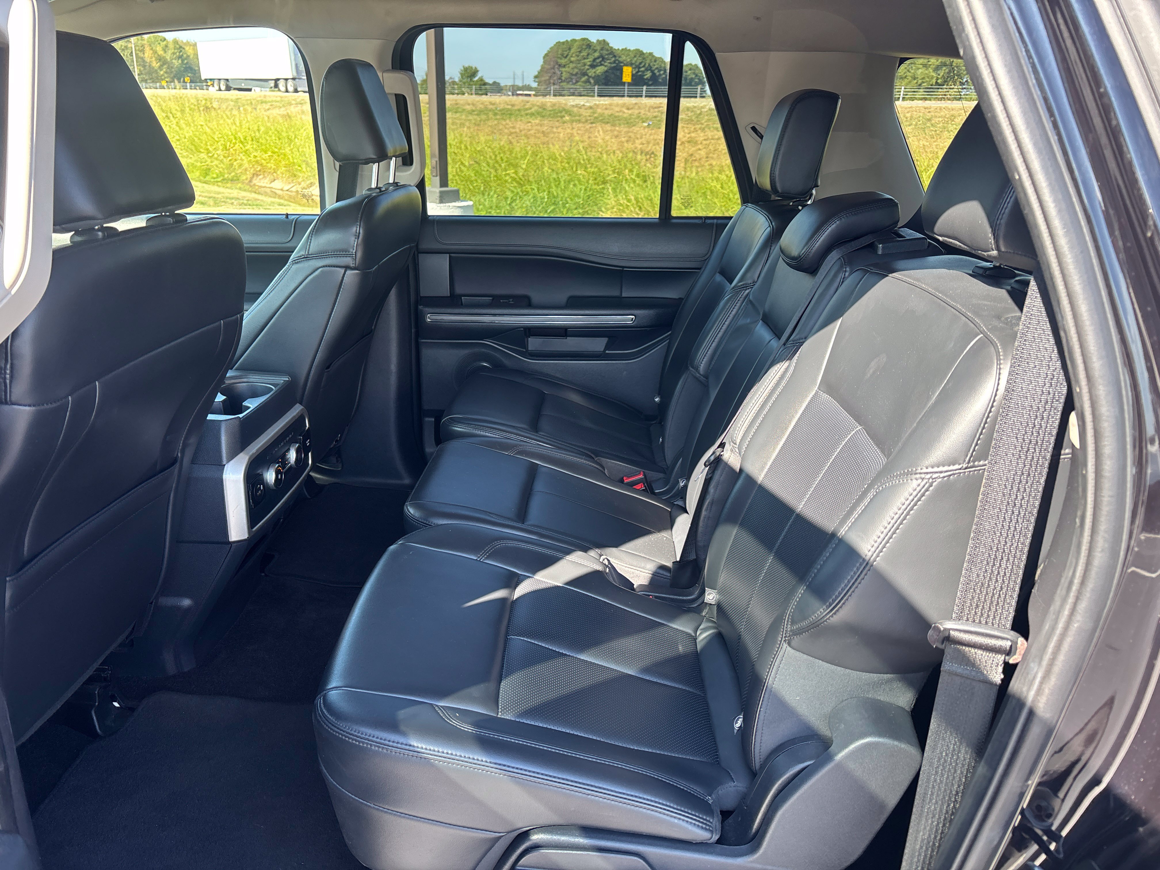 Used 2023 Ford Expedition Max XLT AWD/4WD image 11