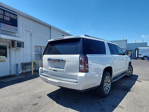 Used 2017 GMC Yukon XL Denali w/ Open Road Package RWD image 5