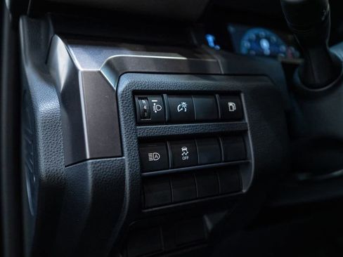 Used 2025 Toyota 4Runner SR5 image 24