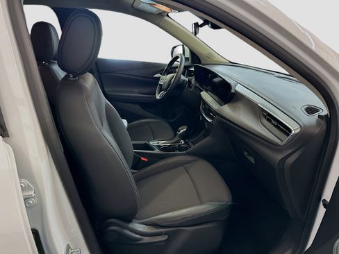 Used 2025 Buick Encore GX Preferred image 31