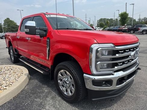 Used 2024 Ford F250 Lariat w/ Chrome Package image 4