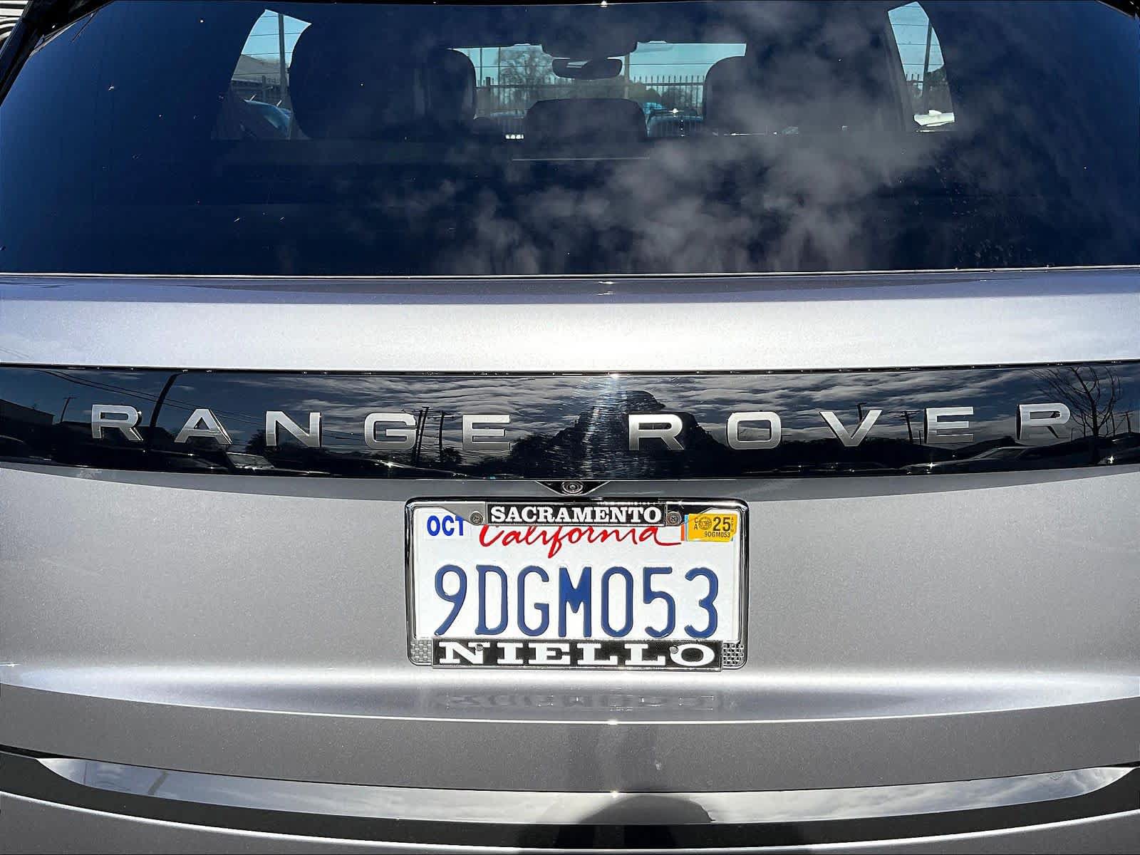 Used 2023 Land Rover Range Rover SE AWD/4WD image 10