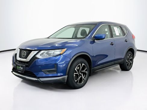 Used 2017 Nissan Rogue S AWD/4WD image 3