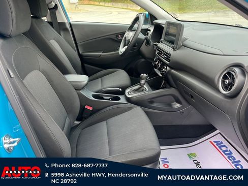 Used 2023 Hyundai Kona SEL AWD/4WD image 25
