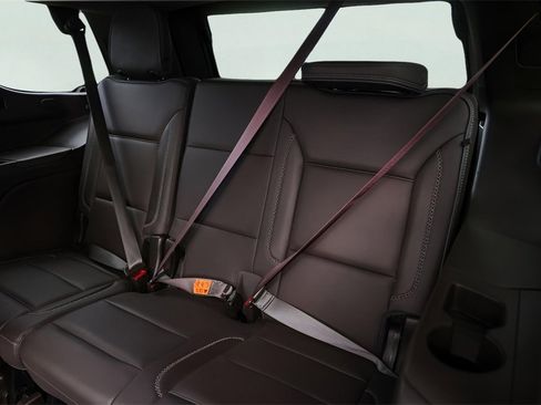 Used 2021 GMC Yukon Denali w/ Denali Premium Package image 28