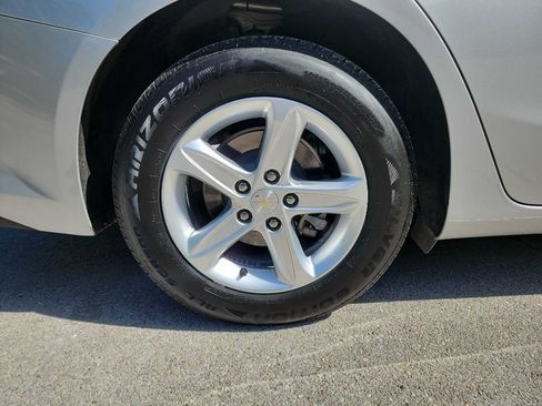 Used 2022 Chevrolet Malibu LS FWD image 10