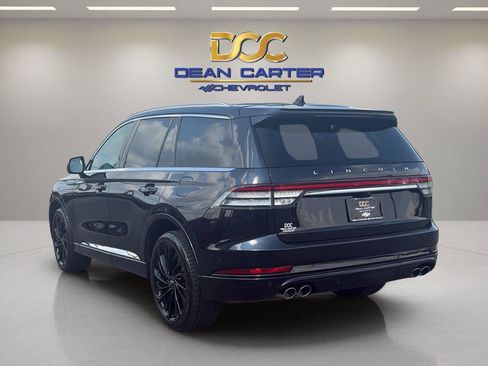 Used 2021 Lincoln Aviator Reserve w/ Equipment Group 210A AWD/4WD image 3