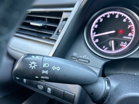 Used 2024 Toyota Camry SE w/ Convenience Package FWD image 20